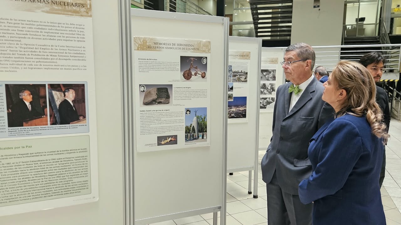 A 80 años de Hiroshima y Nagasaki: Universidad del Alba inaugura en su Sede Santiago exposición por una cultura de paz