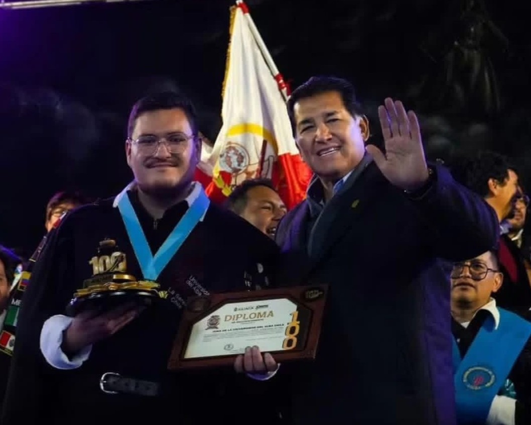 Tuna de la Universidad del Alba obtiene dos premios en certamen internacional en Perú